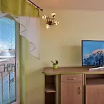 Konukevi Vichrica 3*
